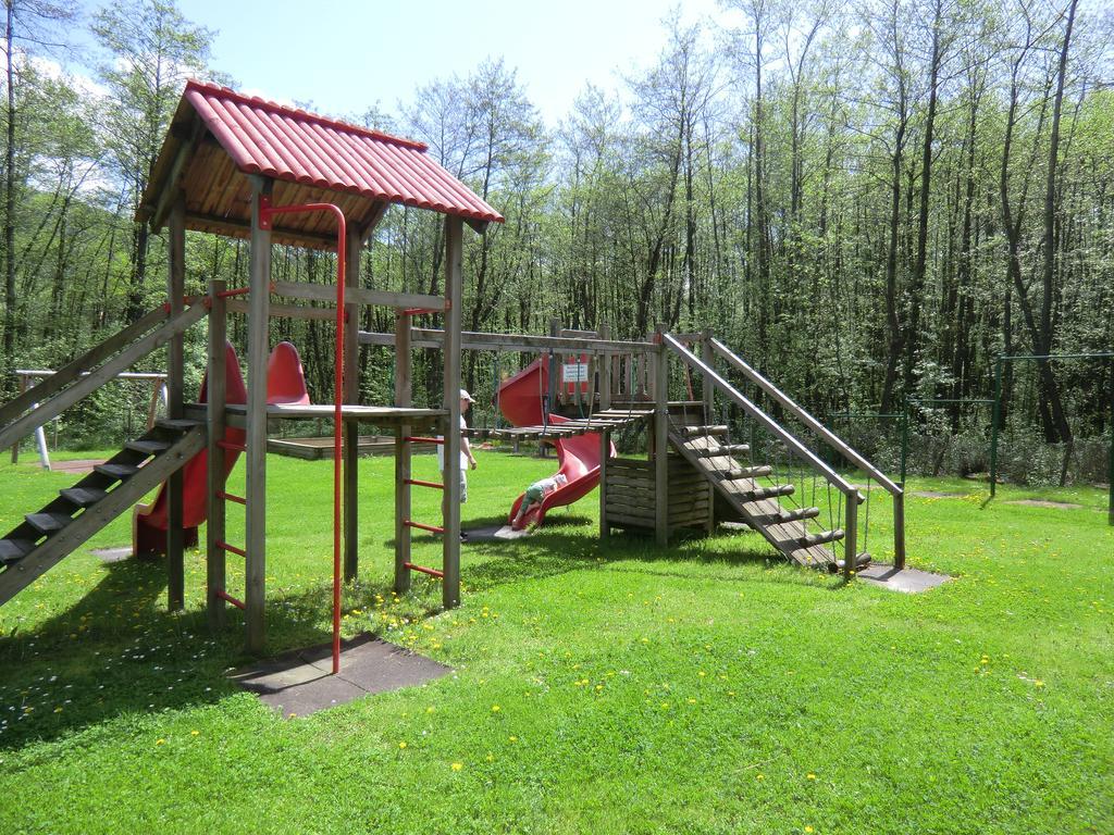 Kaspar Haus Kmb Seeblick Appartement Am Ossiacher See Mit Direktem Seezugang, Hallenbad Bodensdorf Exterior photo